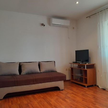 ביבינייה Sreca Apartment Near Beach With Bbq חדר תמונה
