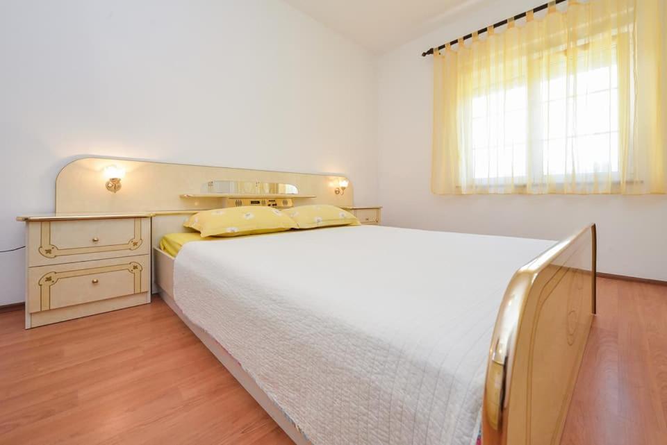 ביבינייה Sreca Apartment Near Beach With Bbq מראה חיצוני תמונה