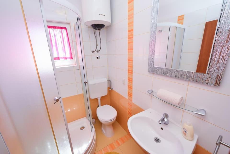 ביבינייה Sreca Apartment Near Beach With Bbq מראה חיצוני תמונה