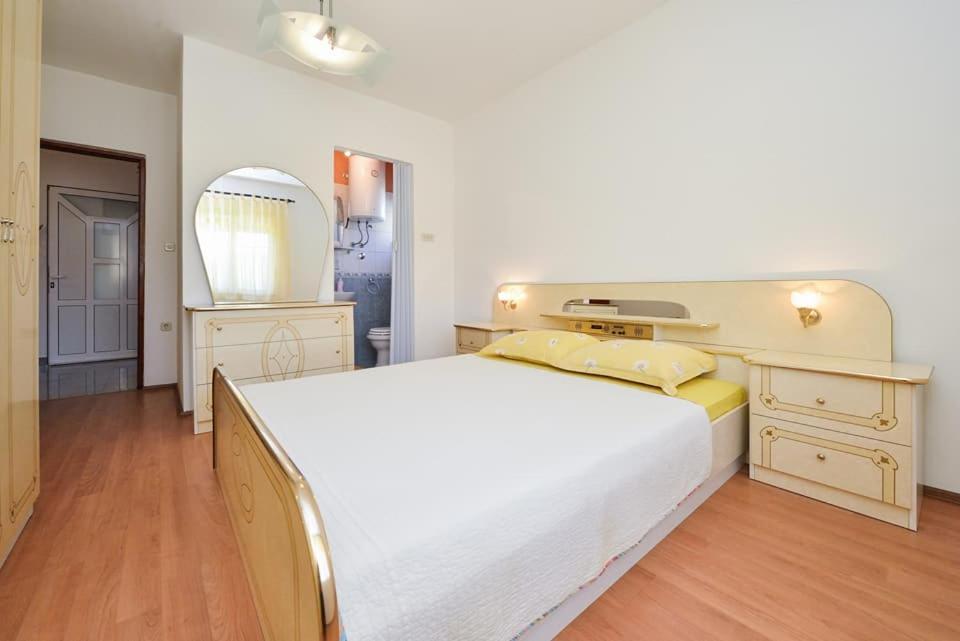 ביבינייה Sreca Apartment Near Beach With Bbq מראה חיצוני תמונה
